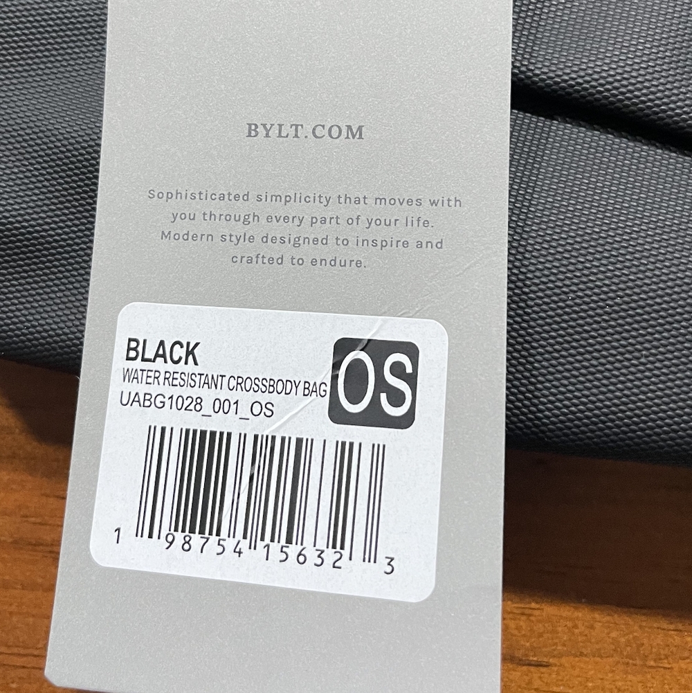 NWT BYLT Unisex Black Water Resistant Adjustable Strap Sling Crossbody Belt Bag - Picture 7 of 7